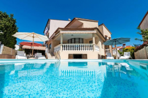  Villa Allegria  Ровинь